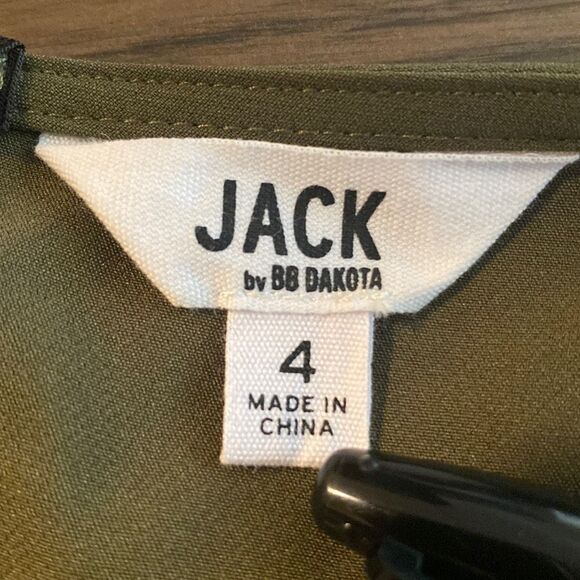 BB Dakota Women’s Green Jumper - Picture 4 of 4